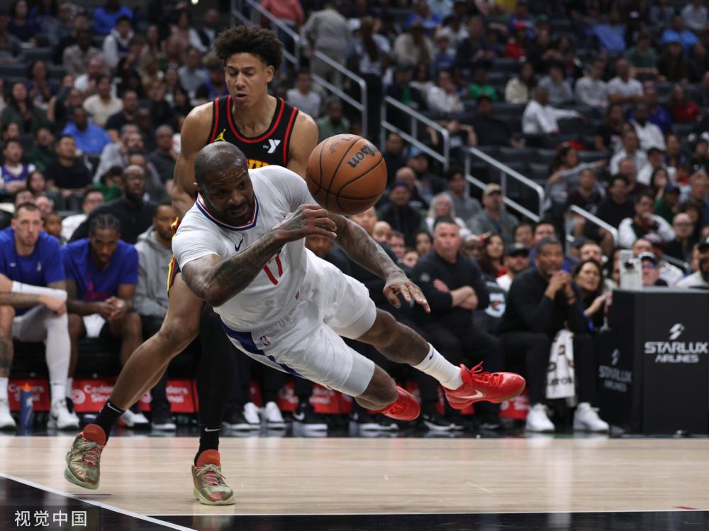 更是两国围 更是两国围